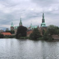 Замок Фредериксборг и Слотссё (Замковое озеро) (Slotssøen)