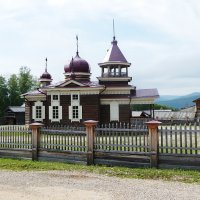 Церковь Троицы Живоначальной из с. Дядино Жигаловского района. :: Лидия Бусурина Церковь Троицы Живоначальной из с. Дядино Жигаловского района. :: Лидия Бусурина