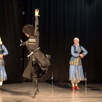 Из серии Кавказкие танцы :: Мариша Тим Из серии Кавказкие танцы :: Мариша Тим