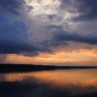 Гроза на закате :: Галина Кан