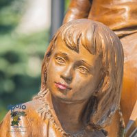 памятник "Аркадию Гайдару и тимуровцам". город Курск