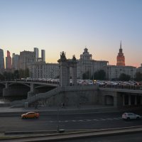 Час "пик" на Бородинском мосту
