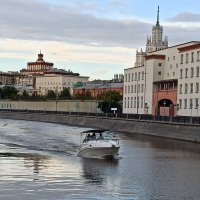 Мы на катере катались... :: Галина 