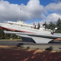 Памятный знак морякам-балтийцам, Калининград