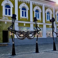 На Театральной улице Ярославля.