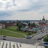 Взгляд на Коломну с колокольни :: Сергей Цветков Взгляд на Коломну с колокольни :: Сергей Цветков