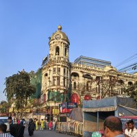 Остатки британского колониализма...