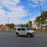 наводят порядок около больницы