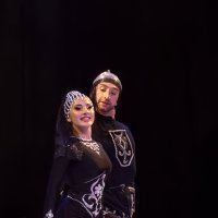 Из серии Кавказкие танцы :: Мариша Тим Из серии Кавказкие танцы :: Мариша Тим