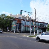 На улице