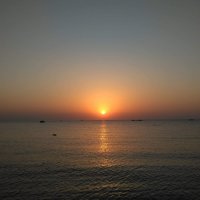 Утомлённое Солнце нежно с Морем прощалось... :: Борис Горшевский