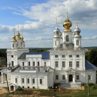 Кафедральный Воскресенский собор