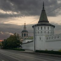 Утро Данилова монастыря.