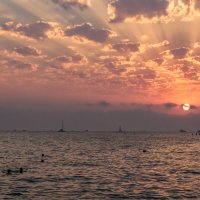 Закат в Черном море
