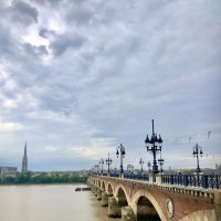 Каменный мост в Бордо