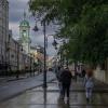 Шел дождик по Пятницкой. :: Николай 