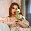 Портретная фотосессия девушки в студии: Нежная цветочная элегантность в Москве :: Александр ALDemch Демченко
