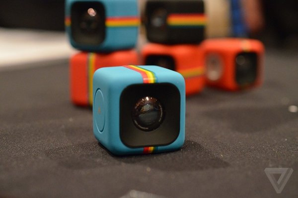 "Неубиваемая" компактная камера Polaroid