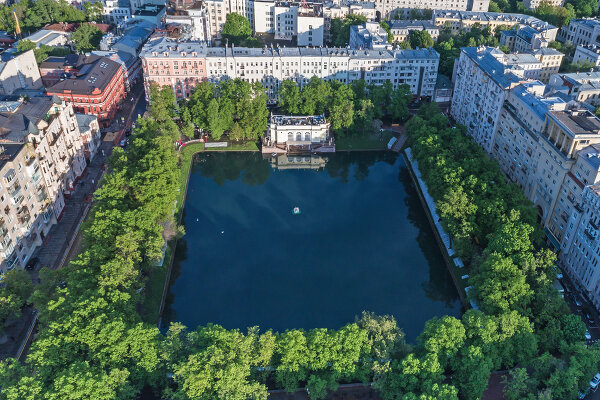 Патриаршие пруды.Москва.