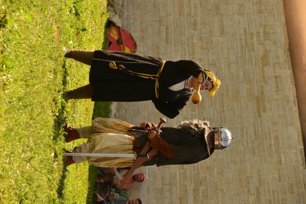 5 - позвал Дед Бабку ...