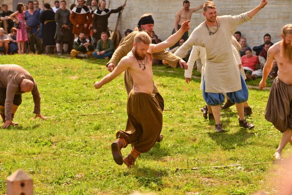 да балерины тут просто плякают ... такие па ...