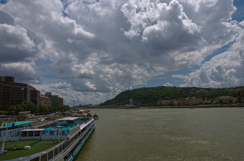 Венгрия , Будапешт — город на двух берегах Дуная 2019г Камера: NIKON D5100