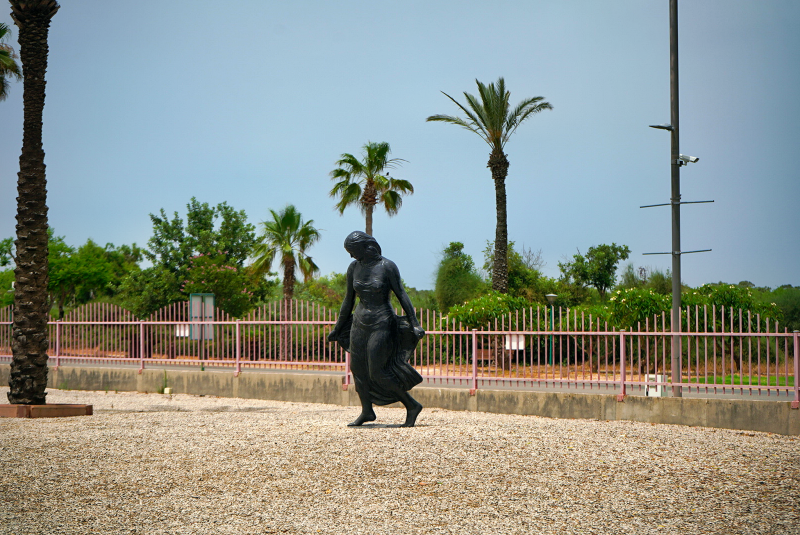 Кейсария. Музей Ралли. Основан в 1993 году. В нем экспонируется в основном латиноамериканское искусство и коллекция произведений С. Дали. Музей Ралли 2 открылся в 2007 году.В нем выставлены произведения классического искусства. ***Израиль Кейсария. Музей Ралли. Основан в 1993 году. В нем экспонируется в основном латиноамериканское искусство и коллекция произведений С. Дали. Музей Ралли 2 открылся в 2007 году.В нем выставлены произведения классического искусства. ***Израиль